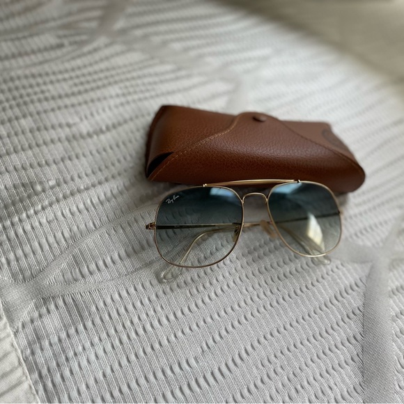 Ray-ban sunglasses - Picture 4 of 9